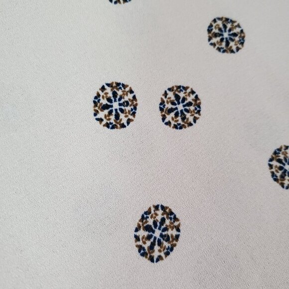 aritzia Wilfred womens tank top round neck sz XS Cream color back zipper closure - Picture 8 of 10